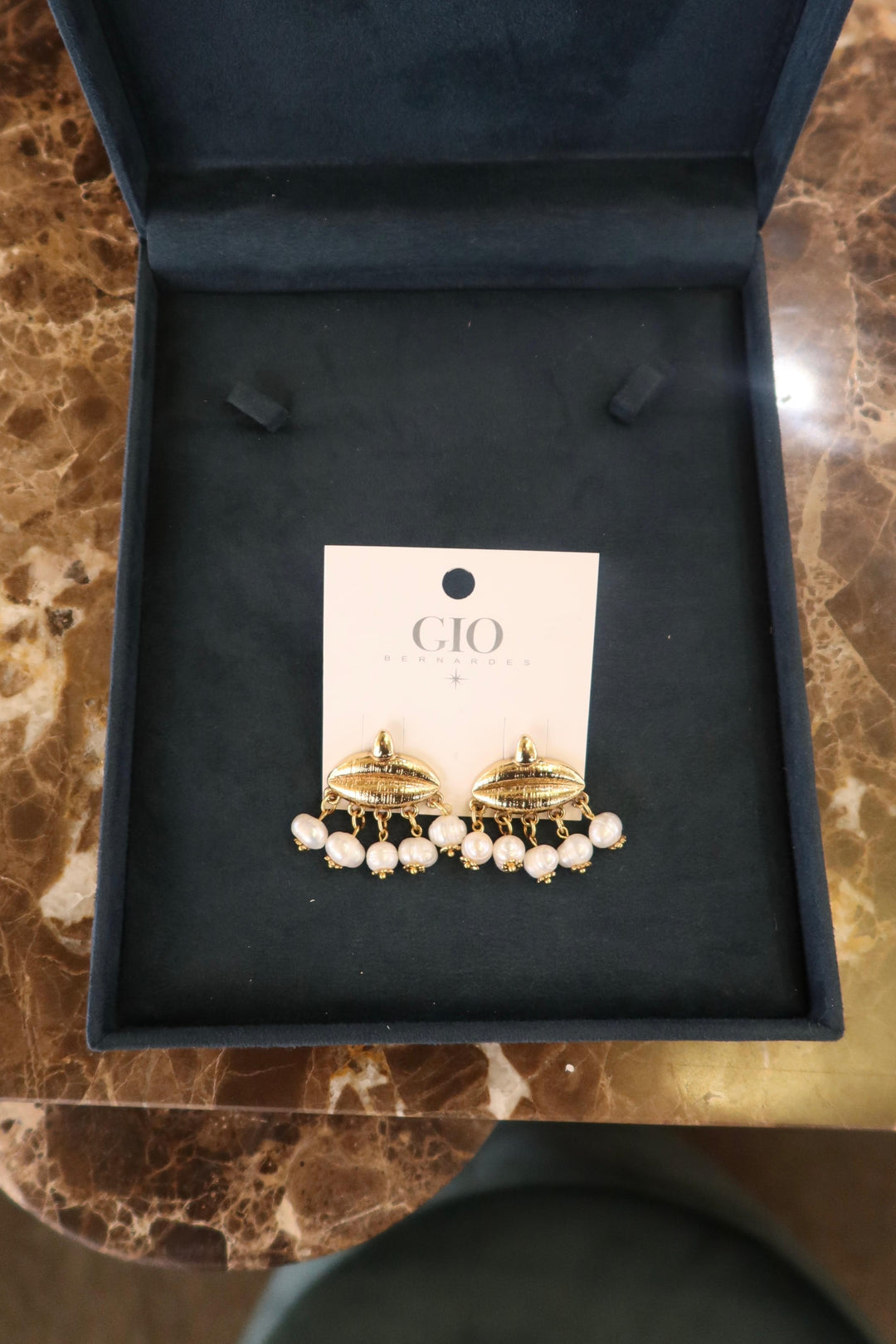 BUZIO EARRINGS WITH PEARL