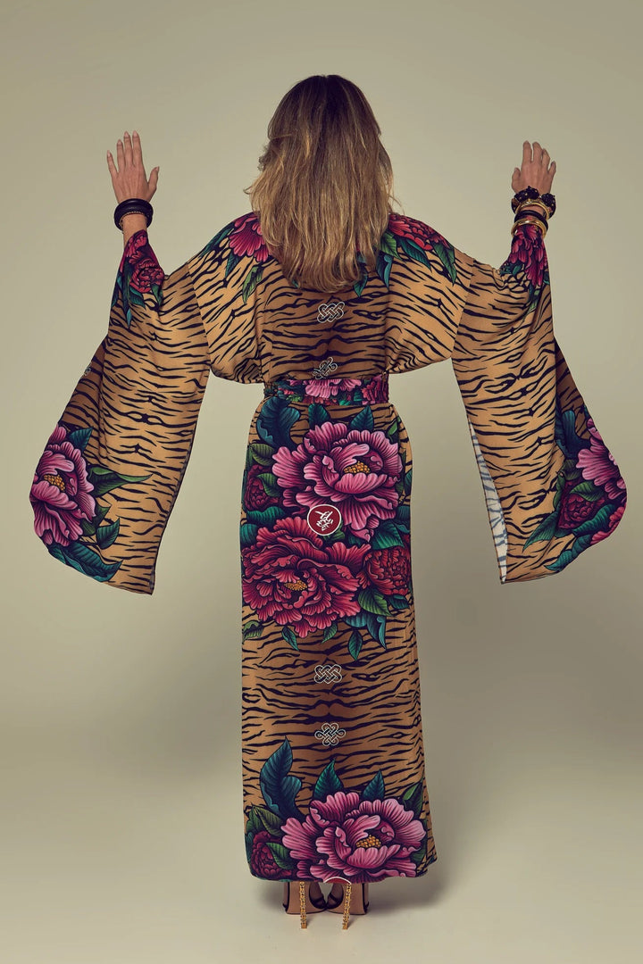 Miss Shibuya Long Kimono Amoriri