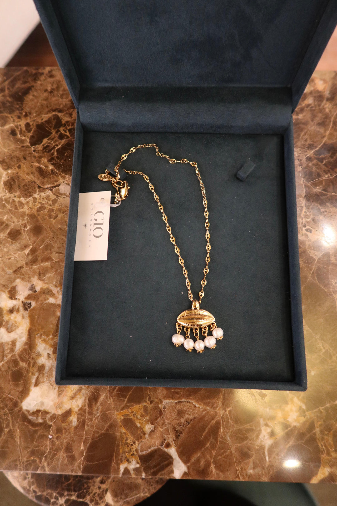 BUZIO NECKLACE WITH PEARL