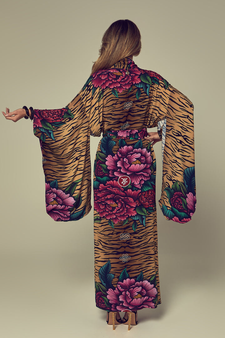 Miss Shibuya Long Kimono Amoriri