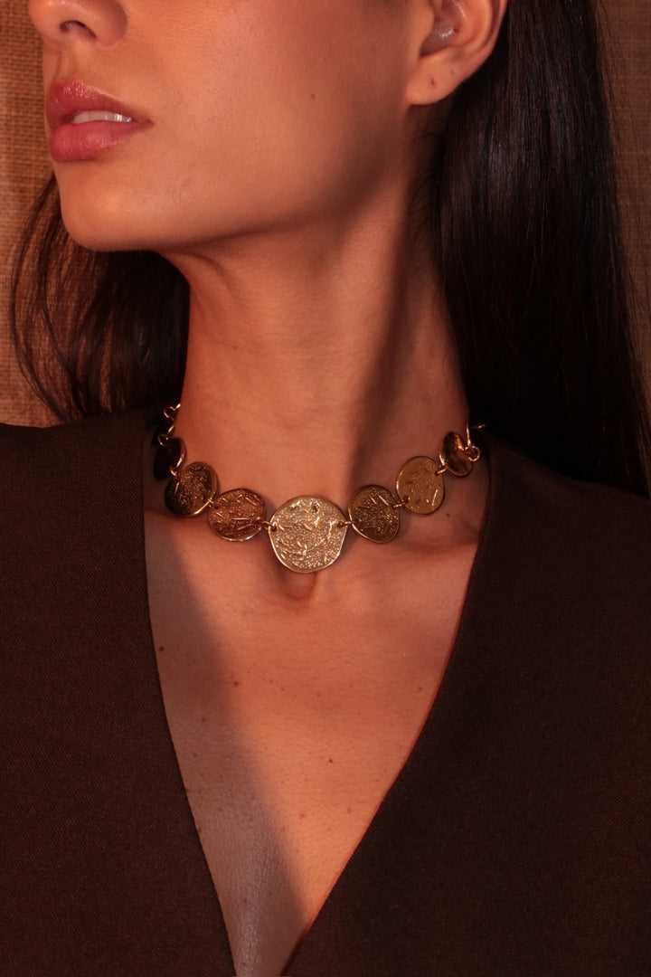 Collana girocollo con monete