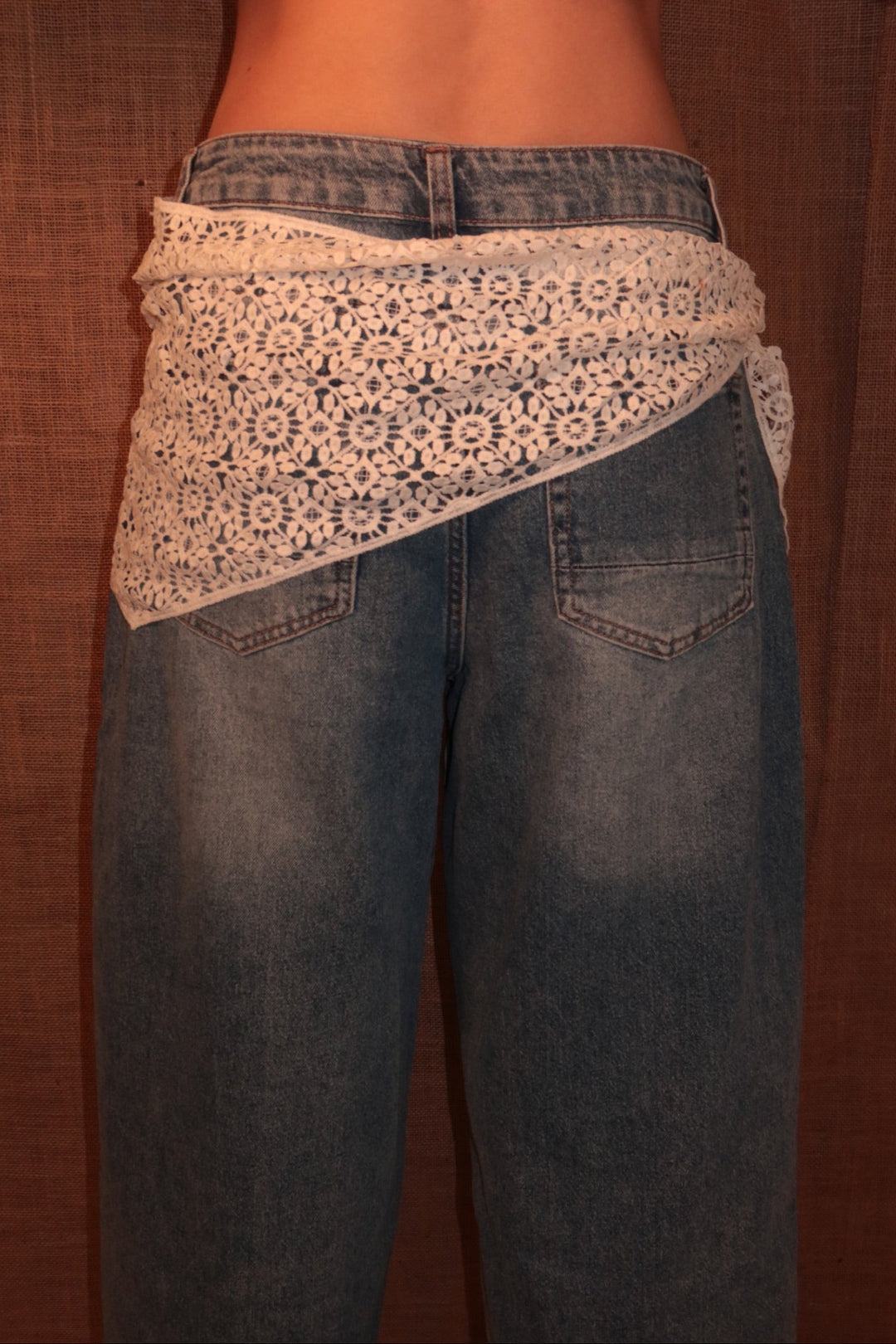 Petal Lace Foulard