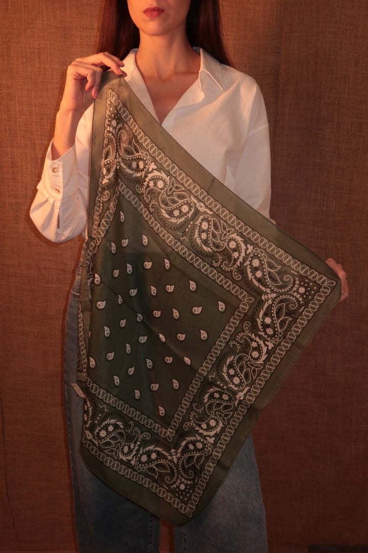 Knot Foulard Green