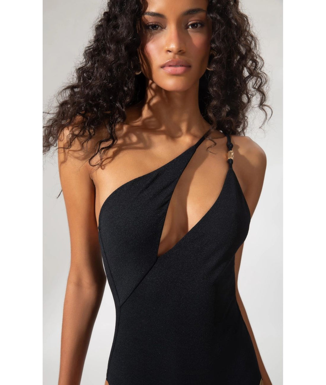 Costume da bagno nero monospalla