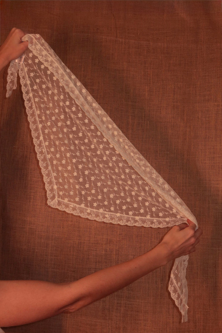 Petal Lace Veil Cream