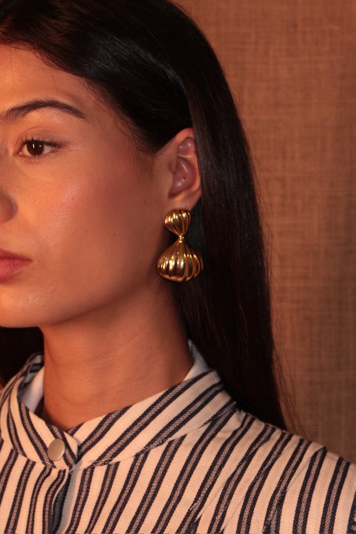 Orecchino a Conchiglia Dorato