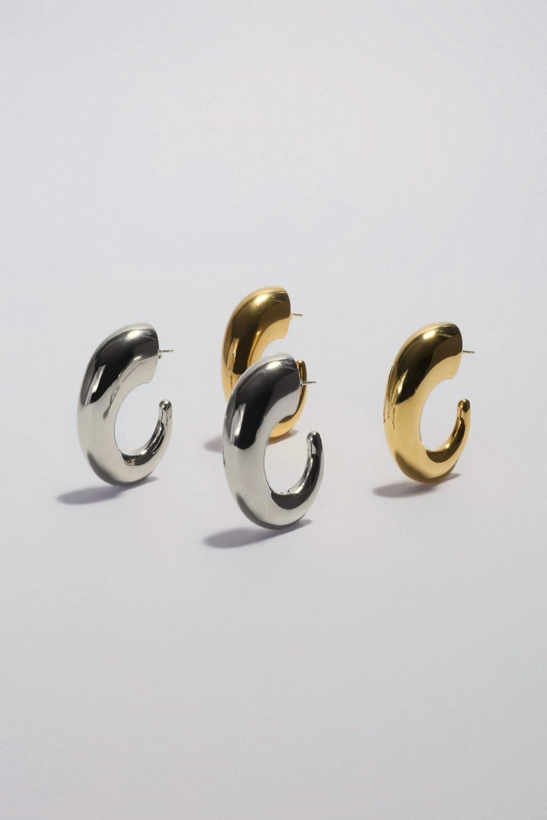 Silver Fuuly Hoop Earrings