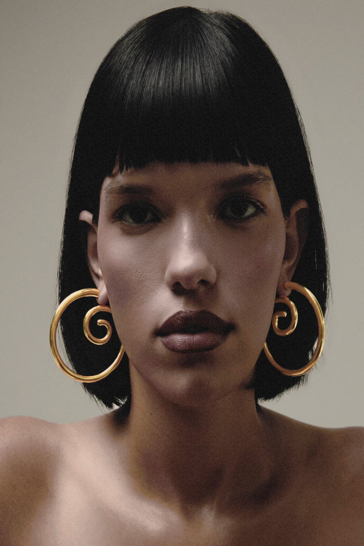 Timbre Hoop Earrings in Gold