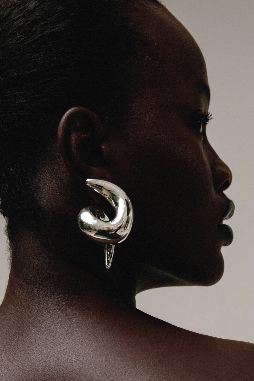 Twisty Hoop Earrings in Silver