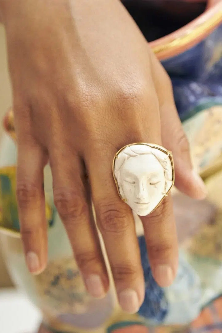 Urania Ring Large White