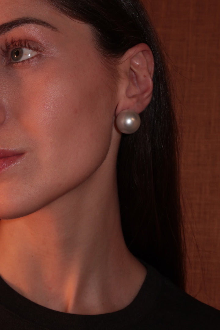 Medium Pearl Ball Earrings