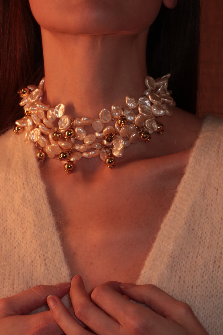 Baroque Pearl Choker With Gold