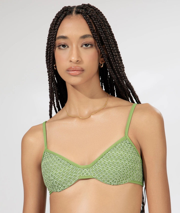 Bikini sgambato con bordo verde mela
