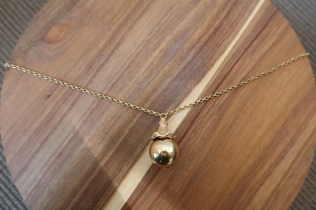 Long Golden Tulip Necklace