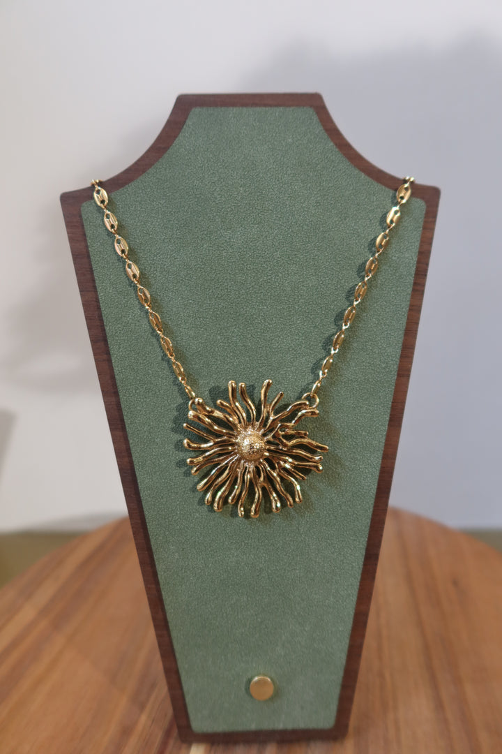 Golden Shine Necklace