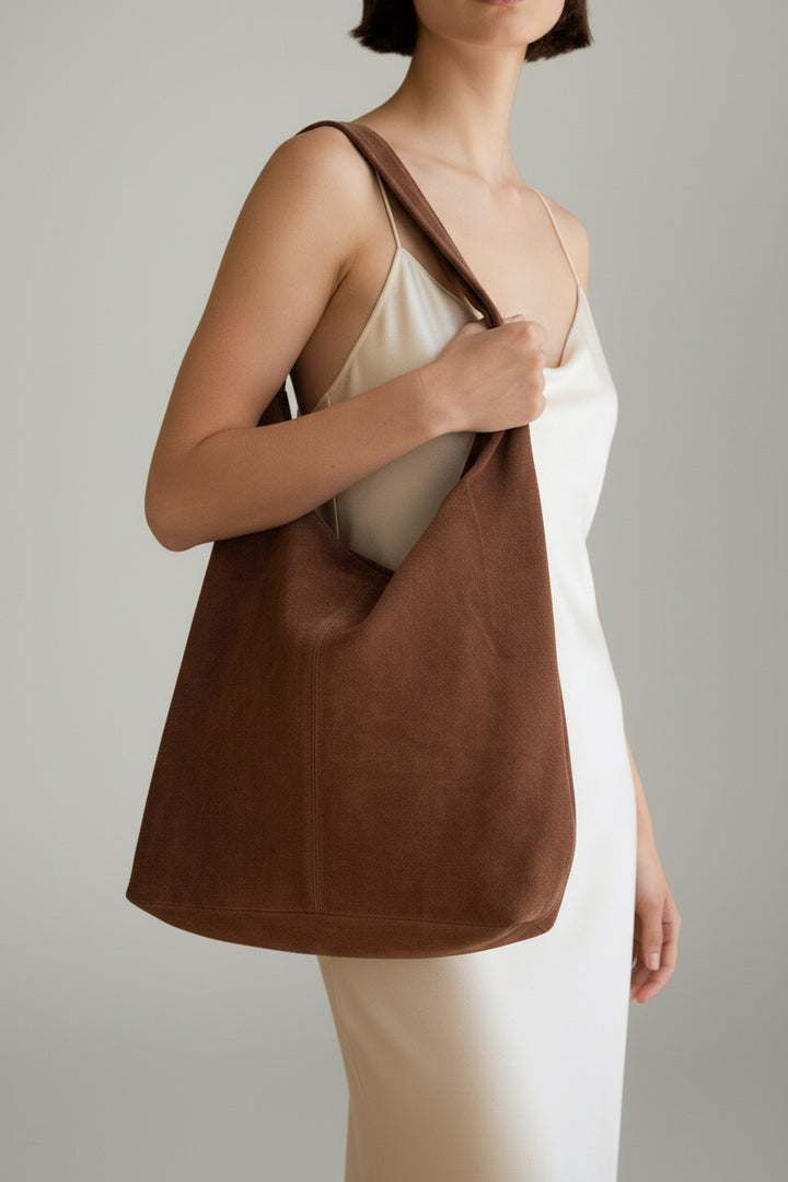 Core Shoulder Bag Dark Brown