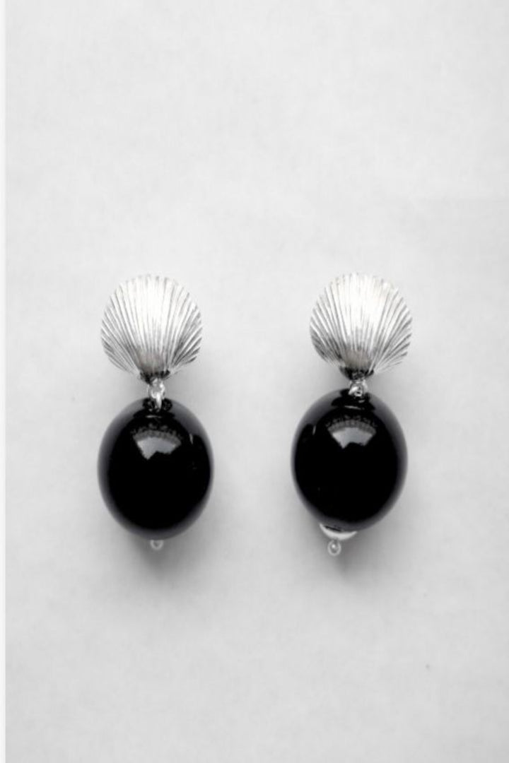 Vongole Earrings Black